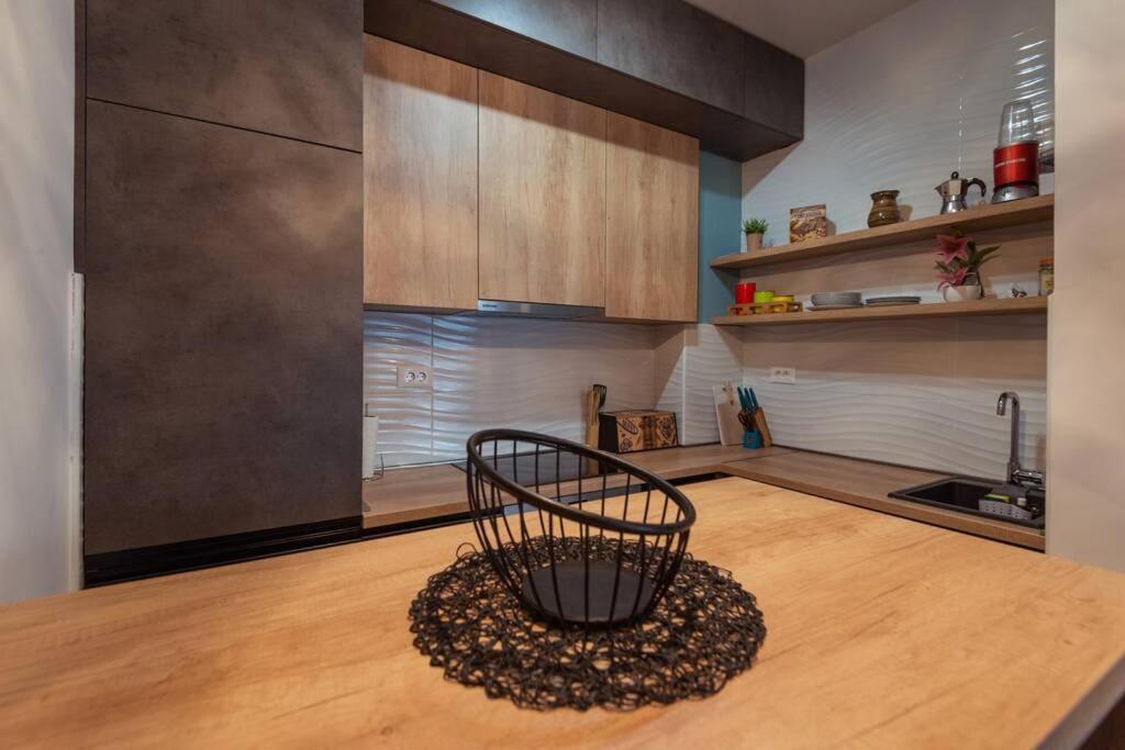 Modern, Bright And Cozy Apartment Podgorica Extérieur photo